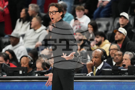 Hawks Pistons Basketball