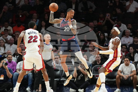 Clippers Heat Basketball