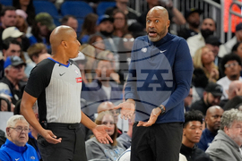 Bulls Magic Basketball