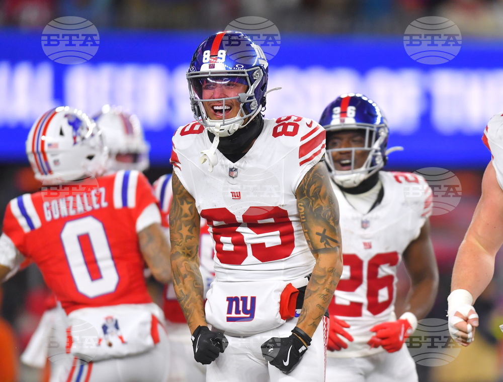 Giants Patriots Football