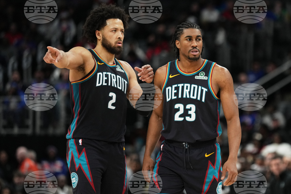 Hawks Pistons Basketball