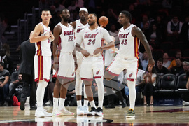 Clippers Heat Basketball