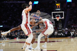 Clippers Heat Basketball