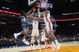 Clippers Heat Basketball