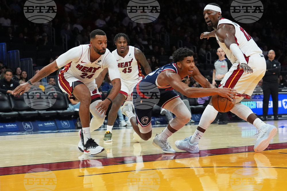 Clippers Heat Basketball