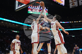 Clippers Heat Basketball