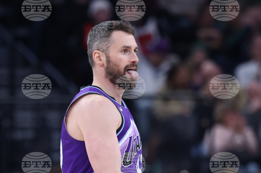 Rockets Jazz Basketball