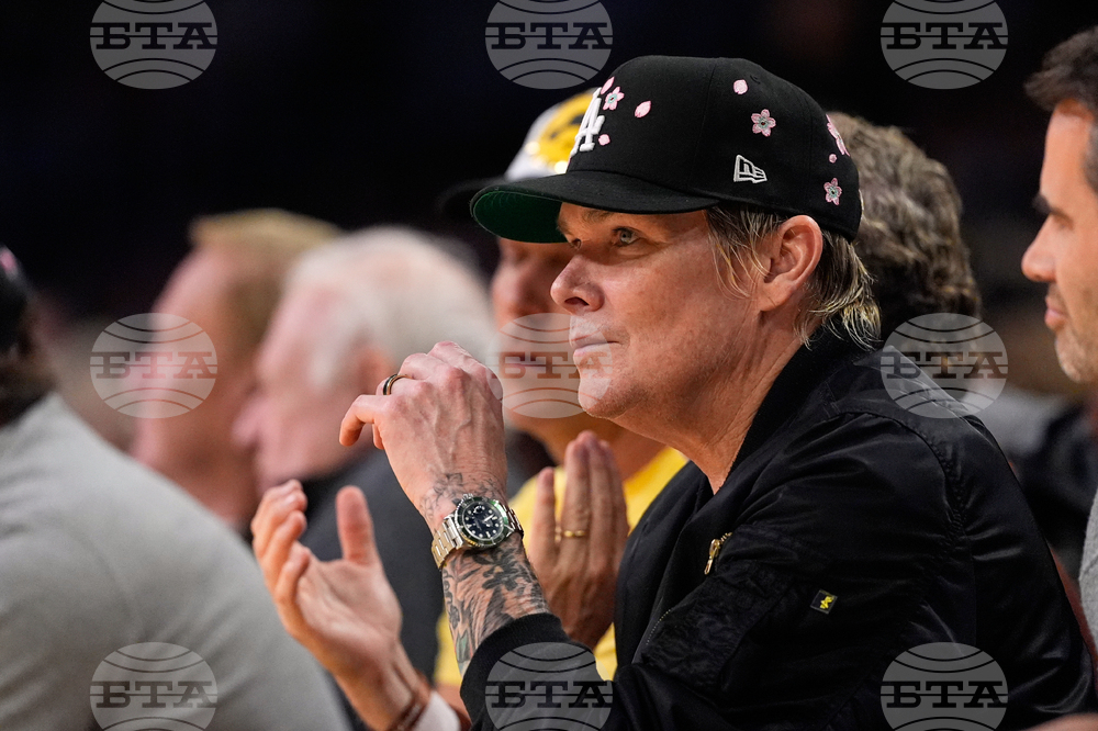 Suns Lakers Basketball