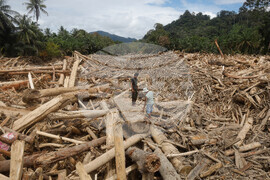 Indonesia Extreme Weather Asia Flooding