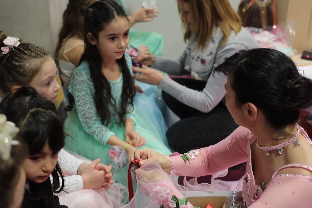 Коледен спектакъл „Тайните на заледената гора“ ще бъде представен днес в Българското неделно училище „Иван Вазов“ в Париж