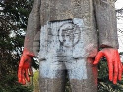 Кърджали - паметник - Адалберт Антонов-Малчика