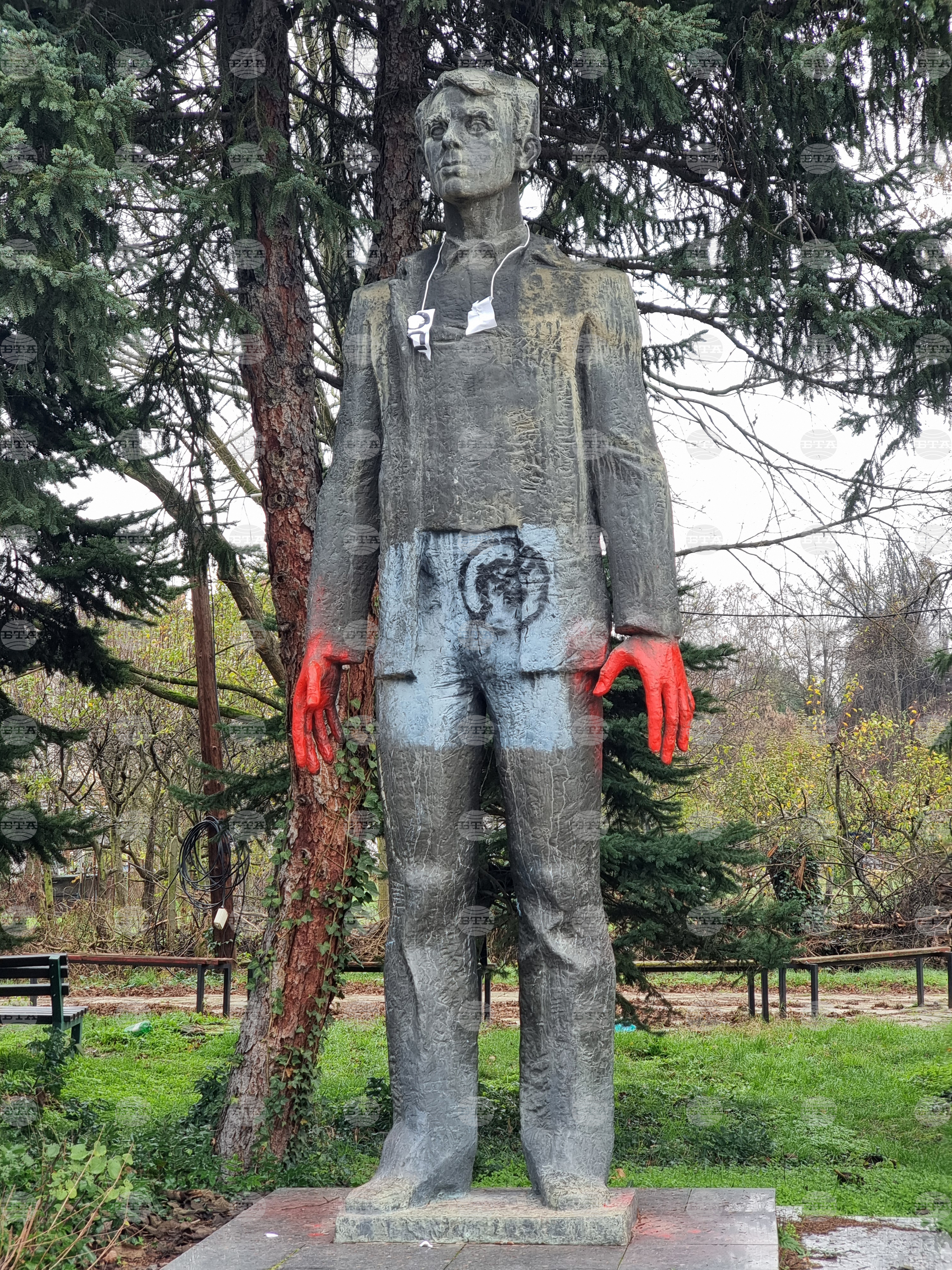 Кърджали - паметник - Адалберт Антонов-Малчика