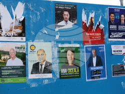 Румъния - предстоящи избори за кмет на Букурещ - плакати