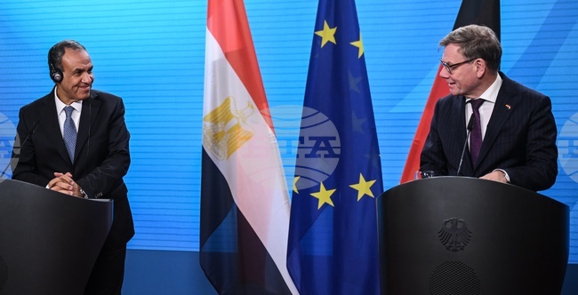 МЕНА: Германският външен министър приветства интензивните усилия на Египет за разрешаване на конфликта в Газа