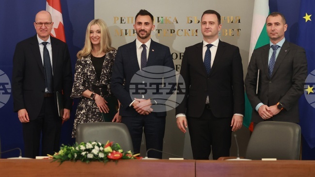 Консорциум с преобладаващо канадско участие ще подпомага българската страна за мониторинг и технически услуги за новите мощности в АЕЦ "Козлодуй"