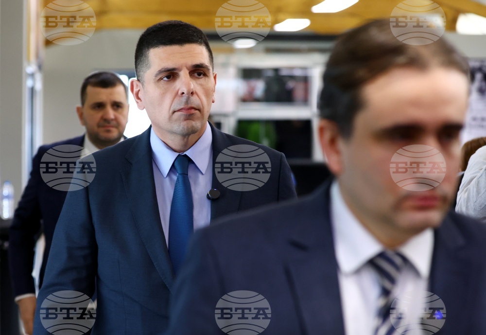 „Продължаваме Промяната - Демократична България“ - пресконференция