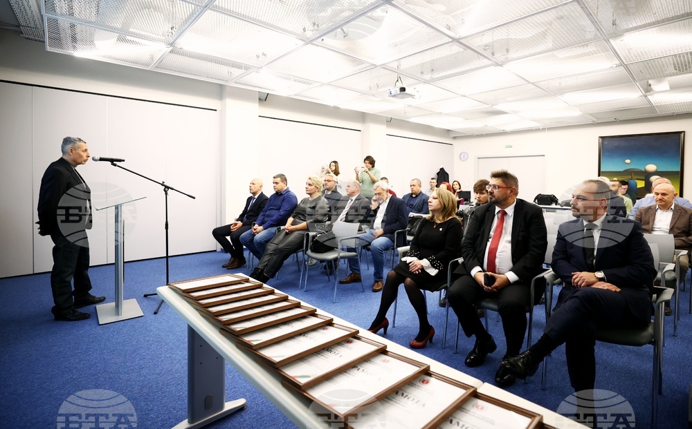 Национален съюз на ключарите в България - Кирил Вълчев - награждаване