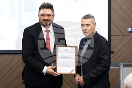 Национален съюз на ключарите в България - Кирил Вълчев - награждаване