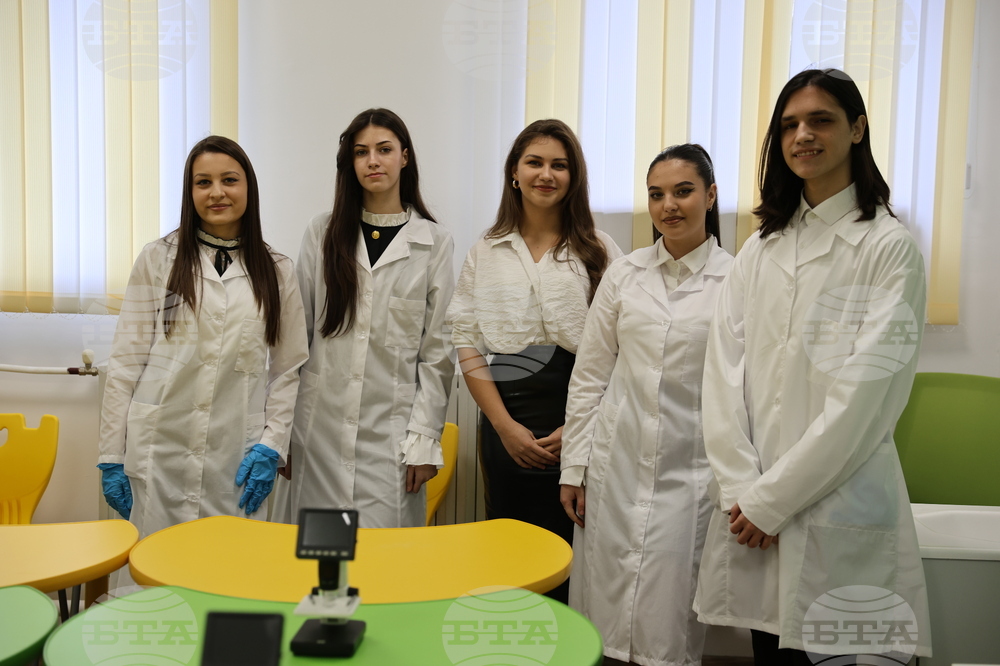 Белица - Красимир Вълчев - СТЕМ кабинети - откриване