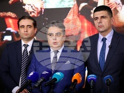 „Продължаваме Промяната - Демократична България“ - пресконференция