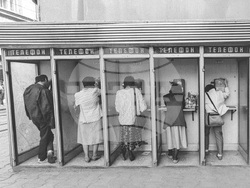 „Повече от една снимка“ представя историята на българската фотография през ХХ век в Софийската градска художествена галерия. Снимка: СГХГ