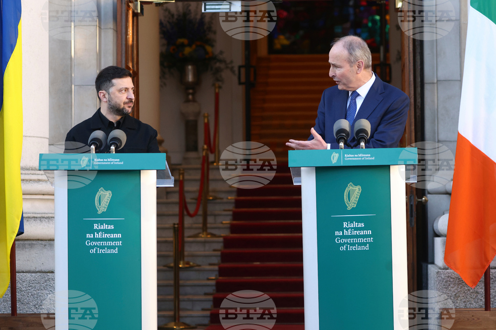 Зеленски каза, че се страхува, че САЩ може да изгубят интерес към постигането на мир в Украйна