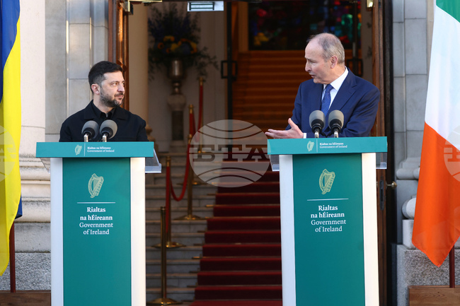 Зеленски каза, че се страхува, че САЩ може да изгубят интерес към постигането на мир в Украйна