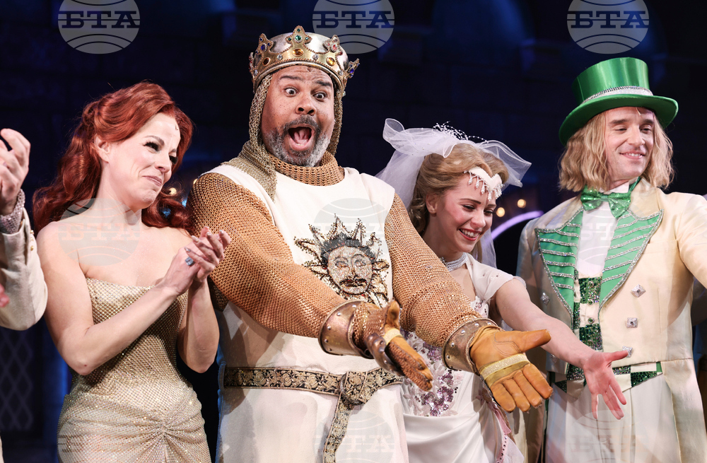 Theater-Spamalot Tour