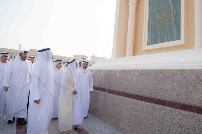 УАМ: Владетелят на емирство Шарджа откри проекта за Площад на независимостта 