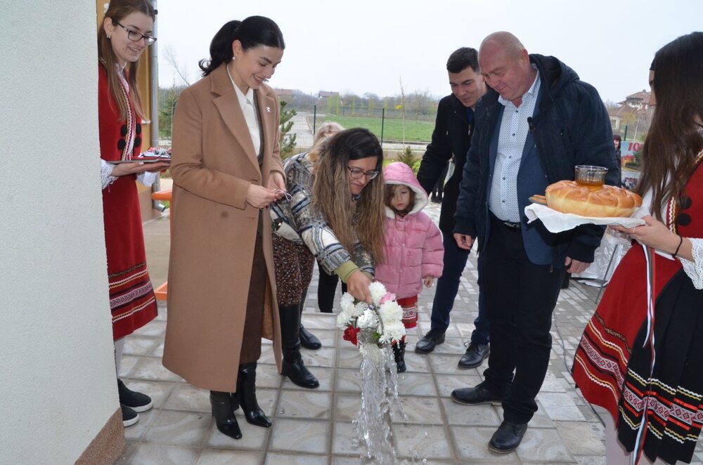 Областният управител присъства на откриването на обновения Дом за стари хора в село Дреновец