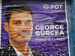 Румъния - предизборни плакати за кмет на Букурещ