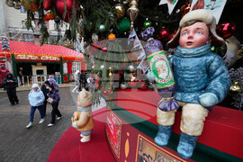 Russia New Year Preparation