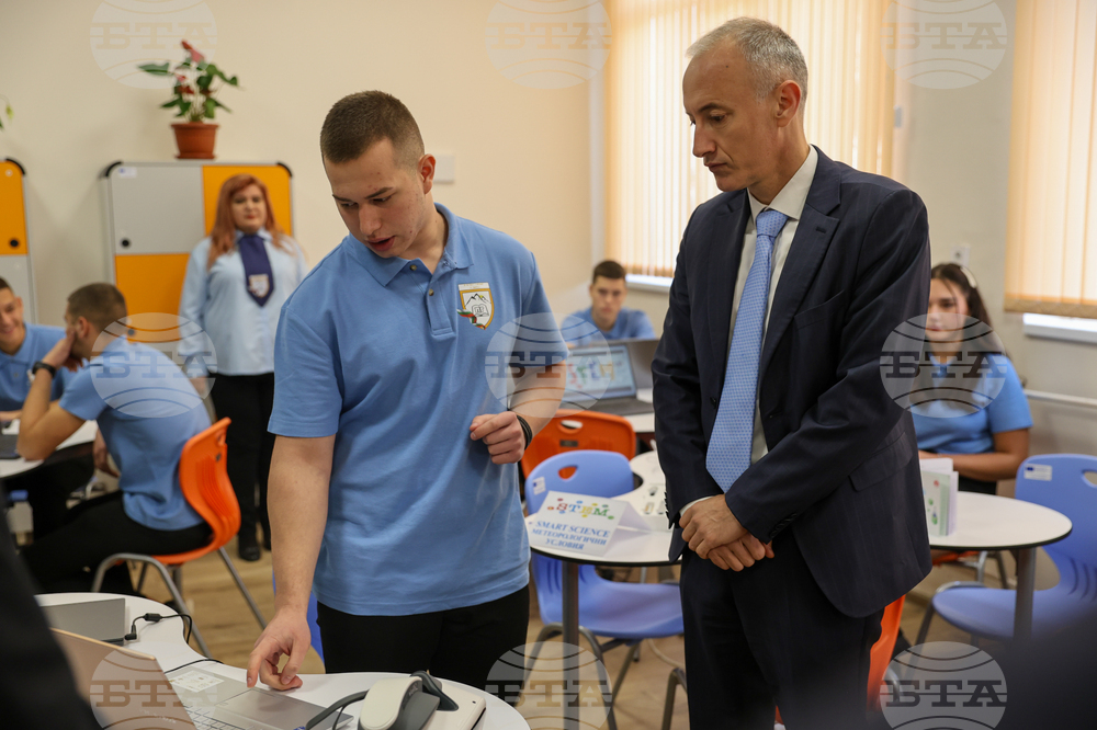 Якоруда - Красимир Вълчев - СТЕМ кабинети - откриване