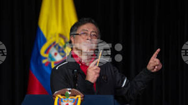 ЕФЕ: Колумбийският президент се противопостави на Тръмп и нареди възстановяване на гражданските полети до Венецуела 