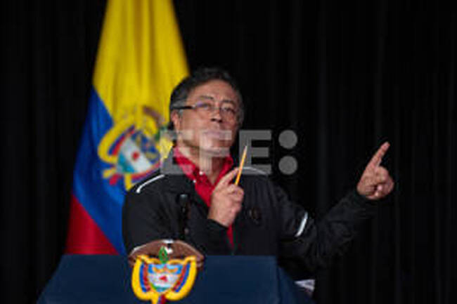 ЕФЕ: Колумбийският президент се противопостави на Тръмп и нареди възстановяване на гражданските полети до Венецуела 