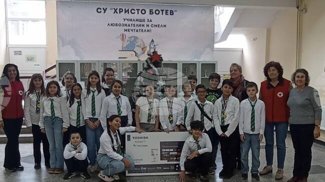 С проекта си „Спри цигарите и алкохола сега! За по-добро здраве утре!“ ученици от Разград спечелиха приз в конкурса „Посланици на здравето“