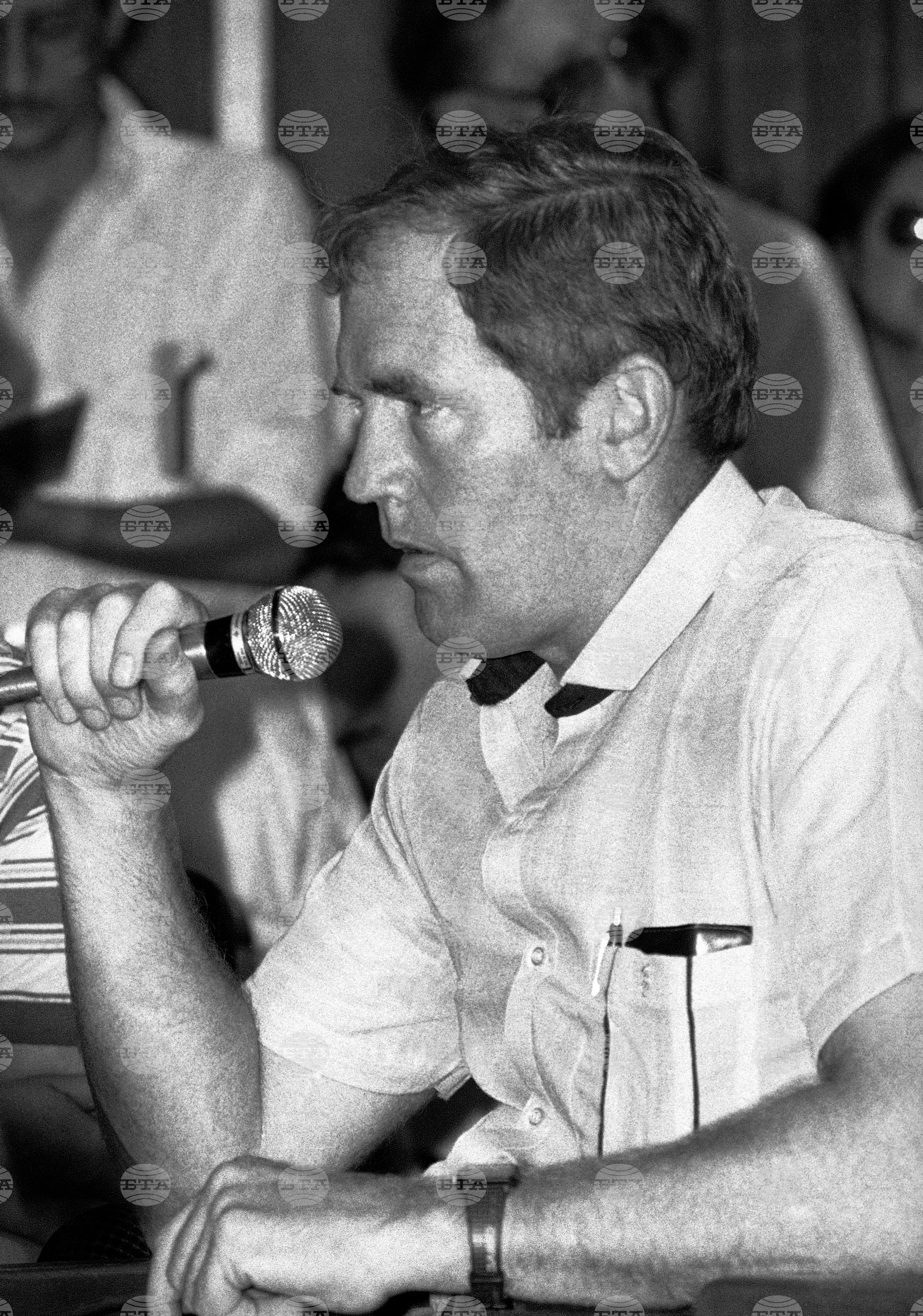 Obit-Eugene Hasenfus