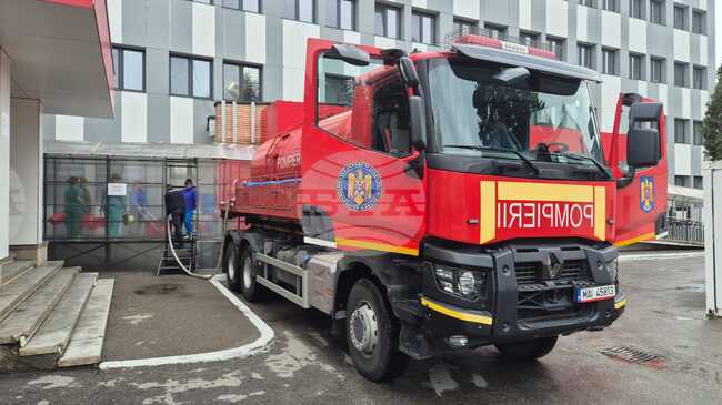 Електроцентралата в Брази в Румъния беше временно спряна заради кризата с водата в окръг Прахова