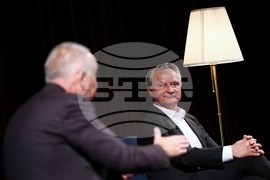 Захари Карабашлиев - „Последният ловец на делфини“