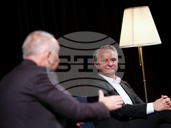 Захари Карабашлиев - „Последният ловец на делфини“