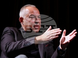 Захари Карабашлиев - „Последният ловец на делфини“