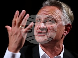 Захари Карабашлиев - „Последният ловец на делфини“