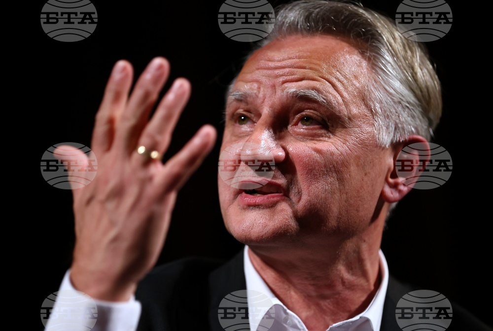 Захари Карабашлиев - „Последният ловец на делфини“