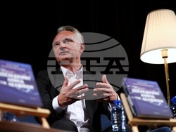 Захари Карабашлиев - „Последният ловец на делфини“