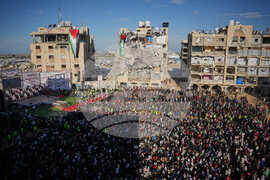 APTOPIX Gaza Mass Wedding