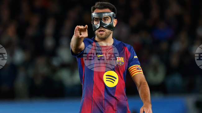 Защитникът Ерик Гарсия продължи договора си с Барселона