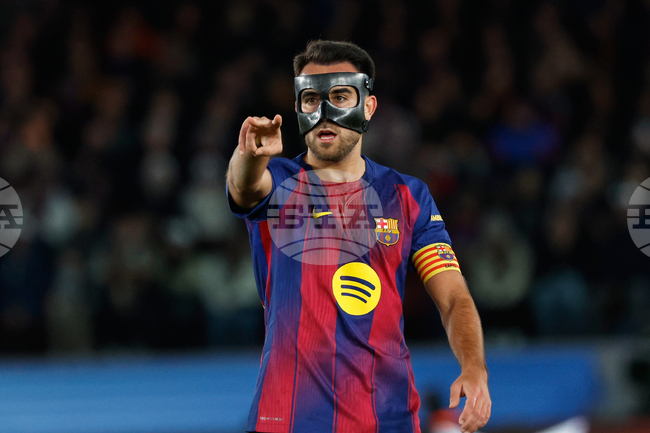 Защитникът Ерик Гарсия продължи договора си с Барселона