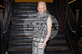 CHANEL 2025/26 Métiers d'art Fashion Show