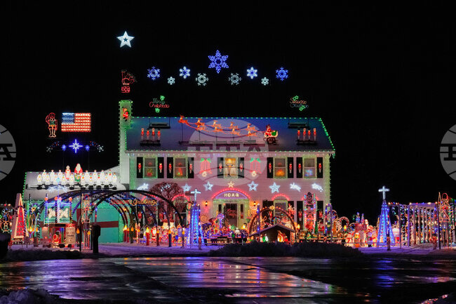 APTOPIX Ohio Daily Life Holiday Lights