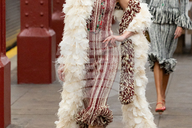 CHANEL 2025/26 Métiers d'art Fashion Show
